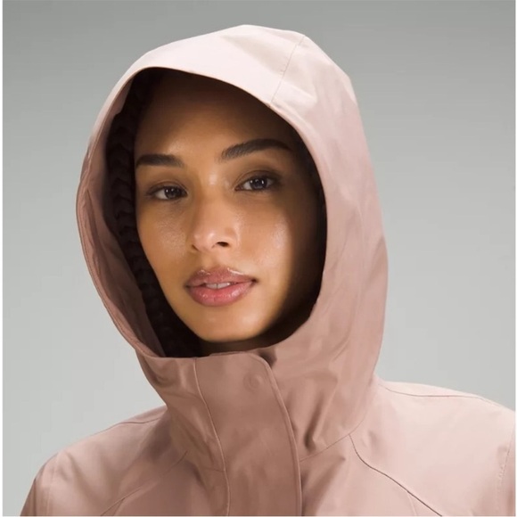 Lululemon Rain Rebel Waterproof Hooded Jacket Pink Clay Size 4 FLAWED - Picture 12 of 12